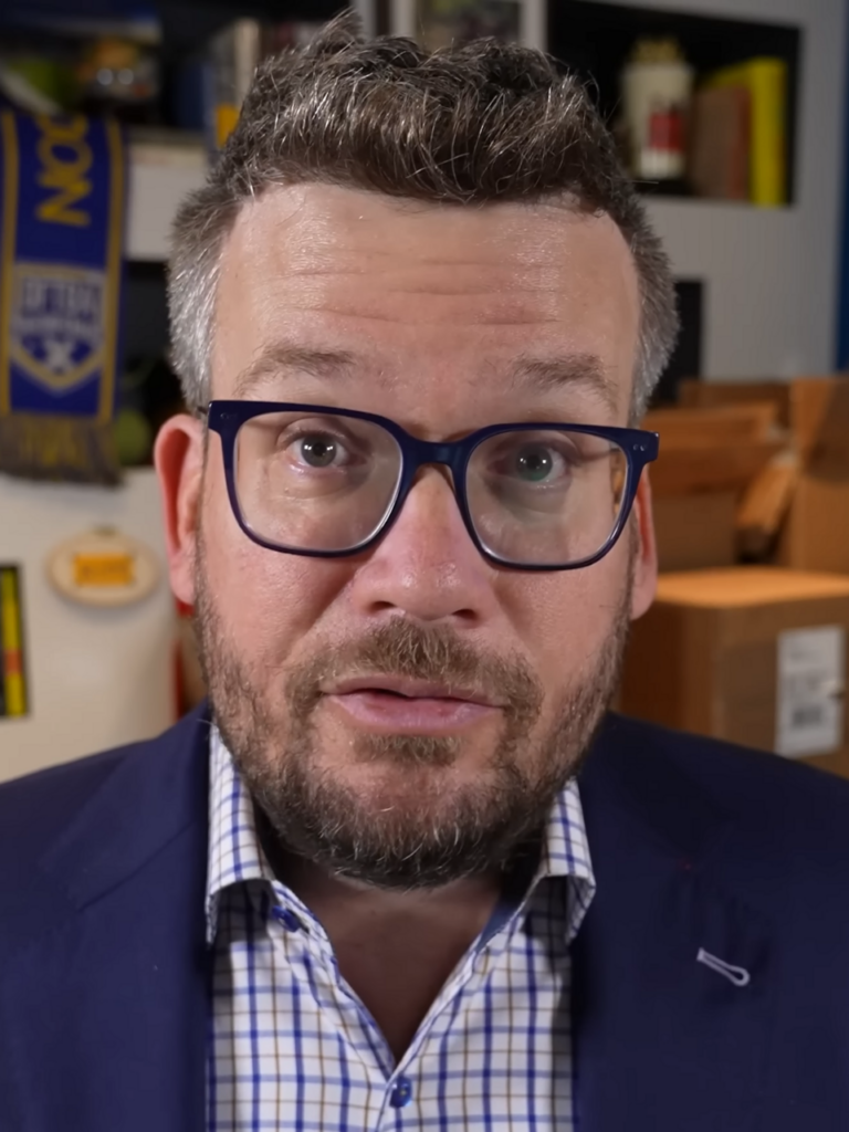 960px Let27s Talk about Money Vlogbrothers YouTube at 0009 28cropped29